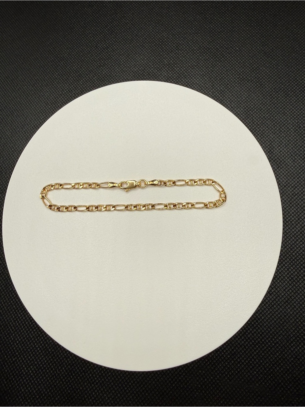 Classic Gold Link Bracelet for Women - Polished Chain Design